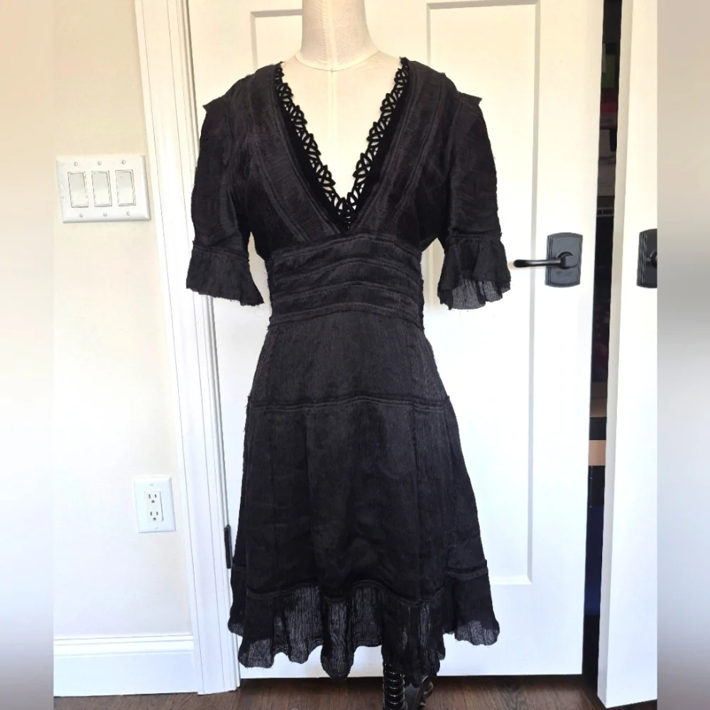 FENDI Dress Black Pleated Silk V Neck Ruffle 3/4 Sleeves RARE Italy Size 44 (8) - Picture 3 of 15